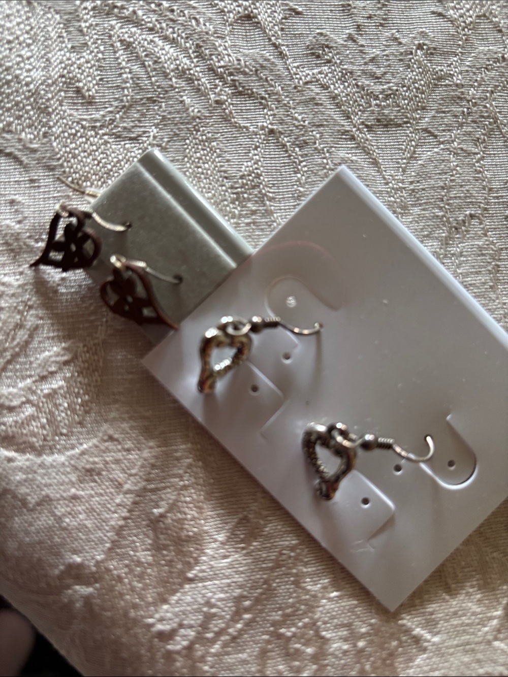 2 Pairs Heart Shaped Earrings